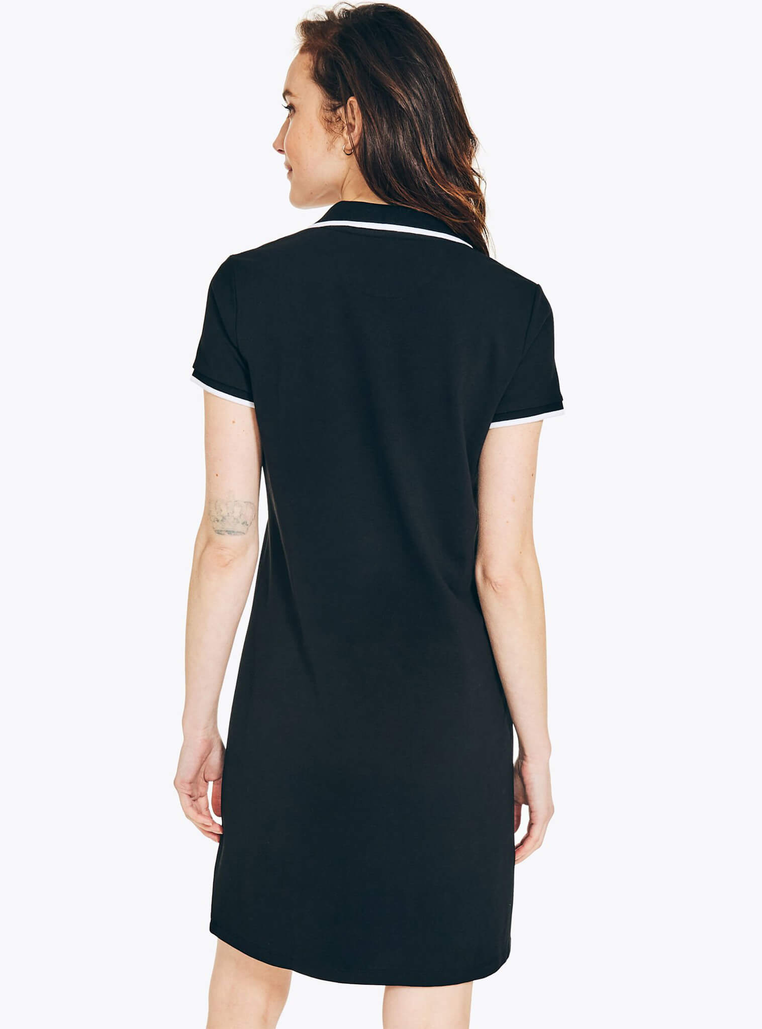 Vestido Manga Corta Pique Negro Sustainably Crafted Mujer
