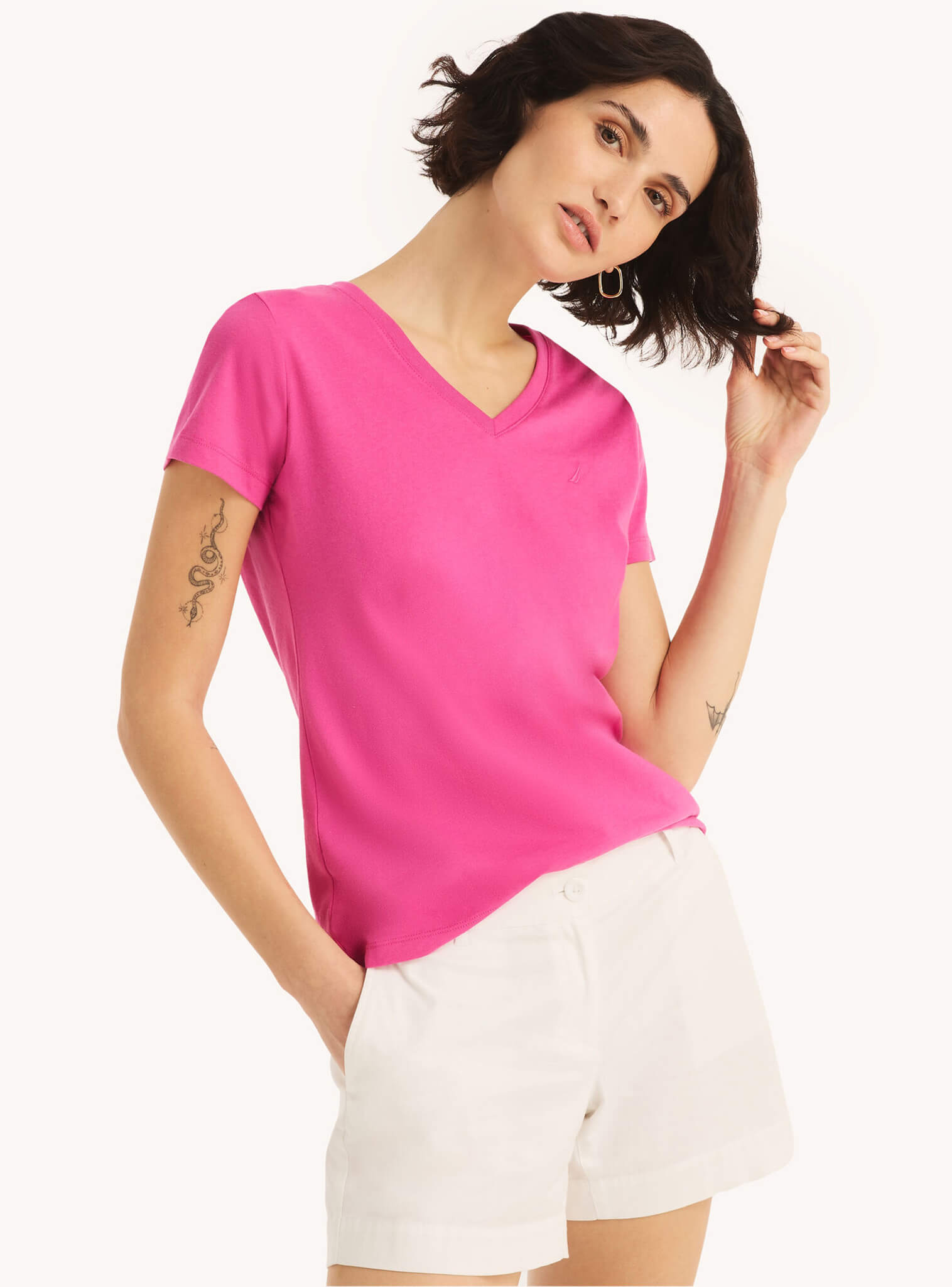 Polera Manga Corta Básica Cuello V Rosado Oscuro Sustainably Crafted Mujer