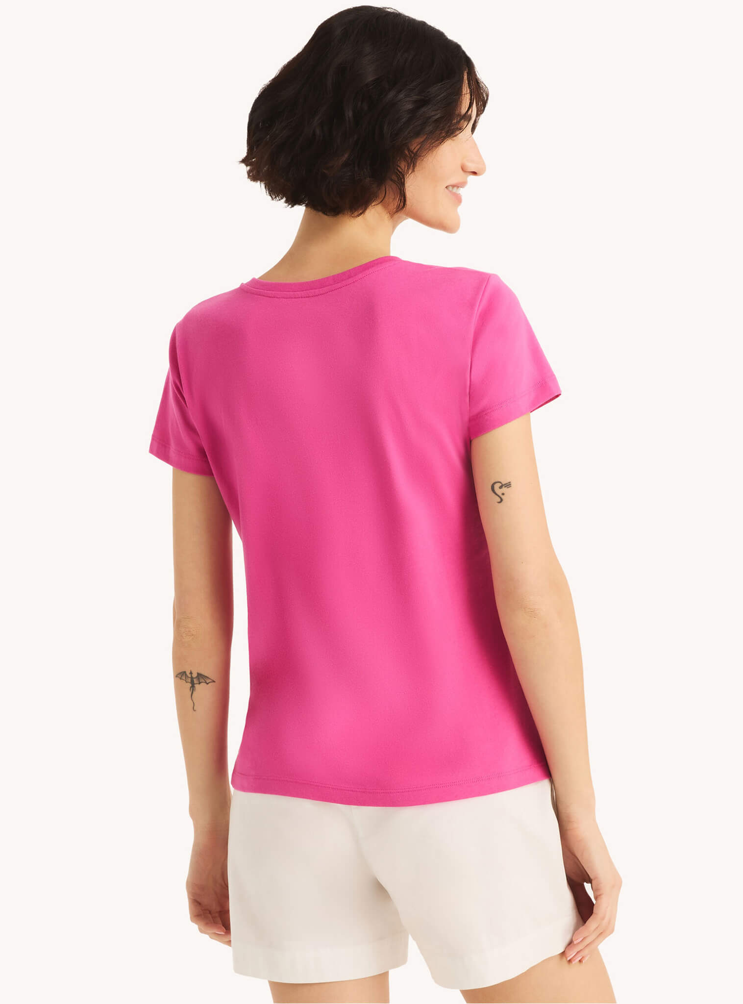 Polera Manga Corta Básica Cuello V Rosado Oscuro Sustainably Crafted Mujer