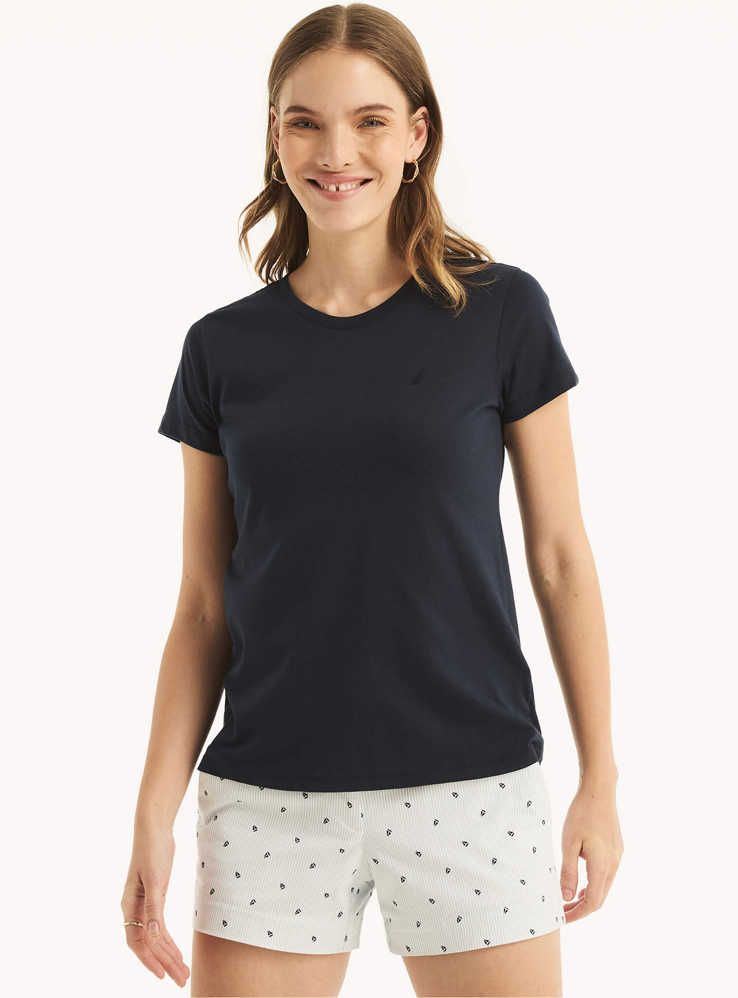 Polera Manga Corta Básica Cuello Redondo Negro Sustainably Crafted Mujer