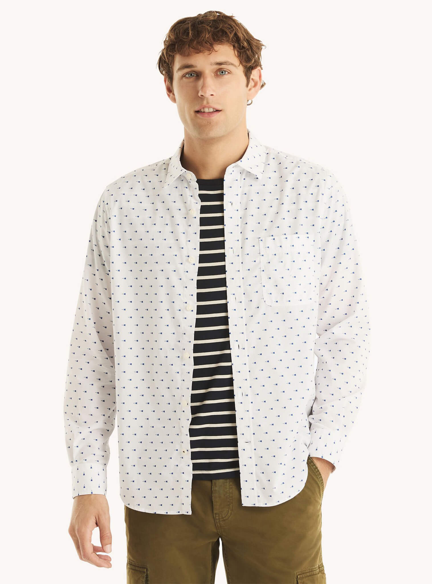Camisa Manga Larga Blanca Print Banderines Hombre