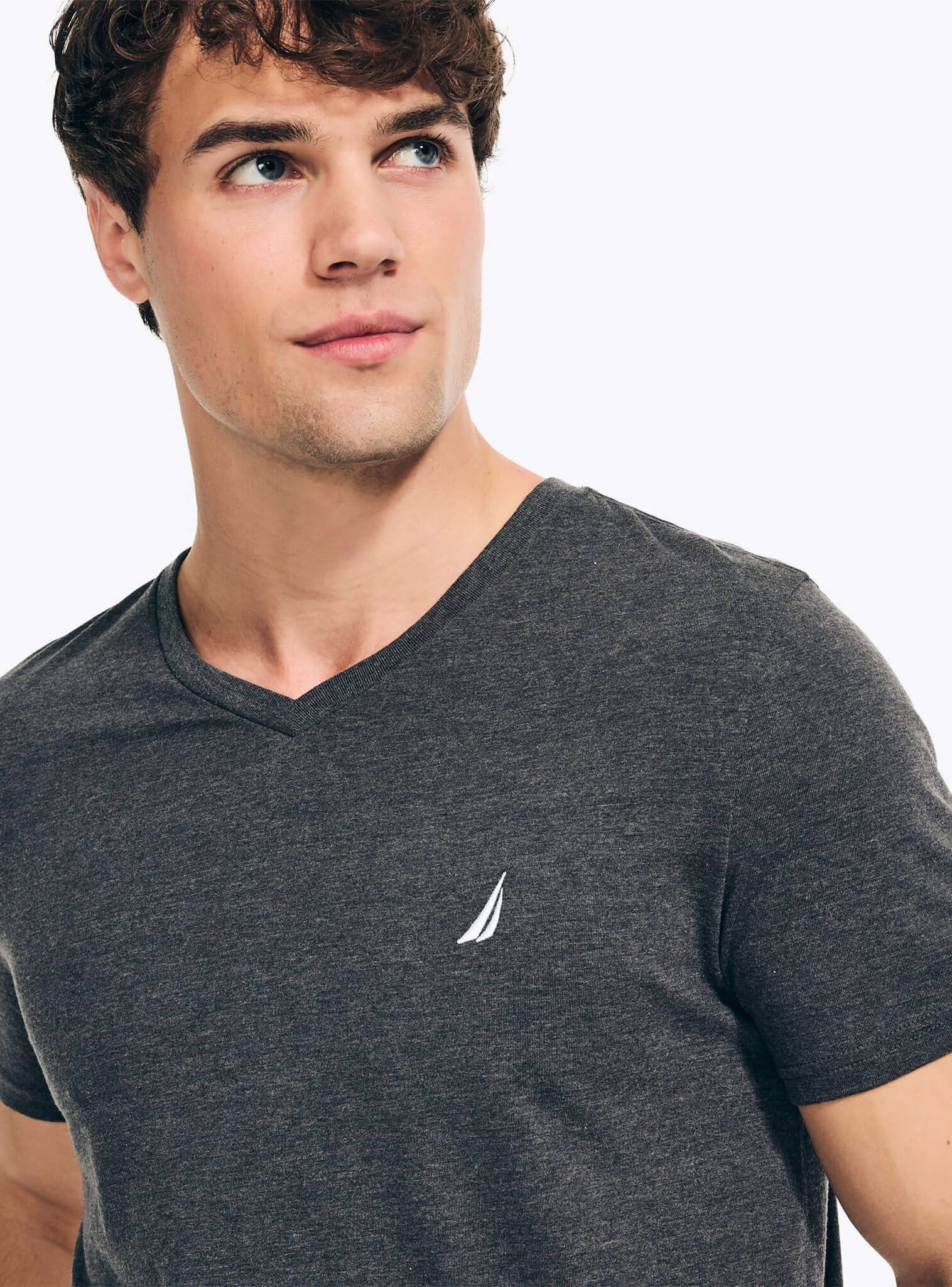 Polera Manga Corta Cuello V Básica Melange Gris Oscuro Hombre